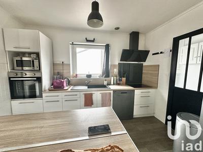 Maison - 95 m² - 4 pièces