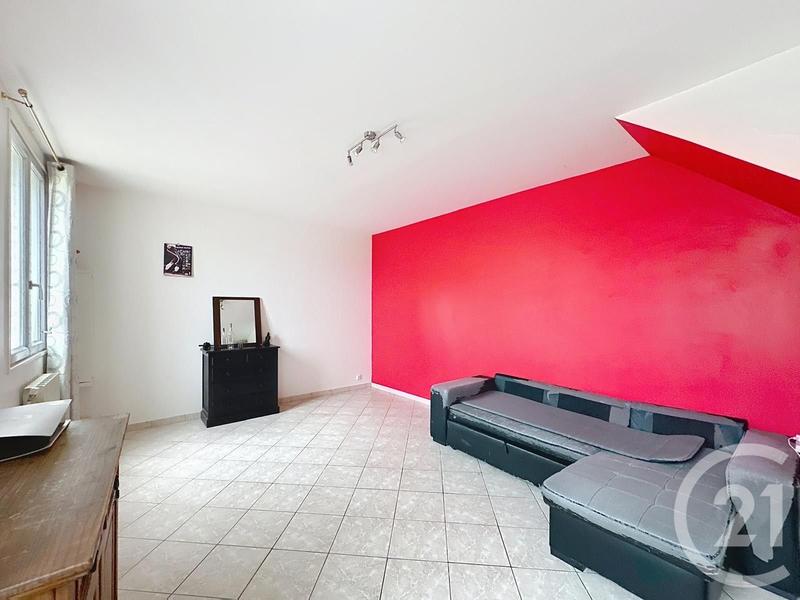 Maison - 83 m² - 4 pièces