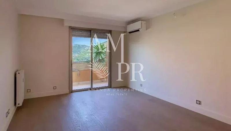 Appartement - 153 m² - 4 pièces