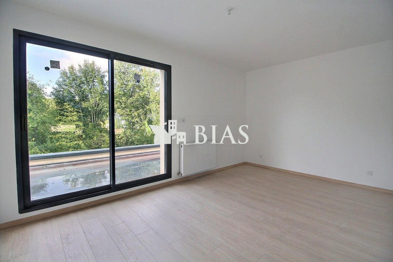 Maison contemporaine - 165 m² - 6 pièces