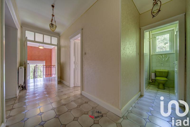 Maison - 193 m² - 8 pièces