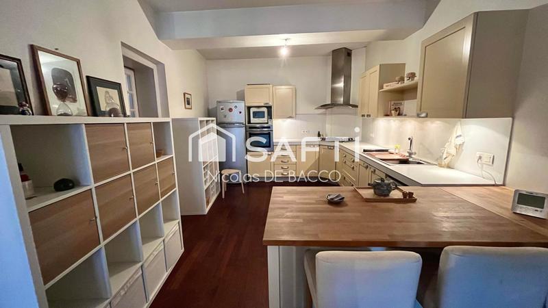 Maison de ville - 298 m² - 8 pièces