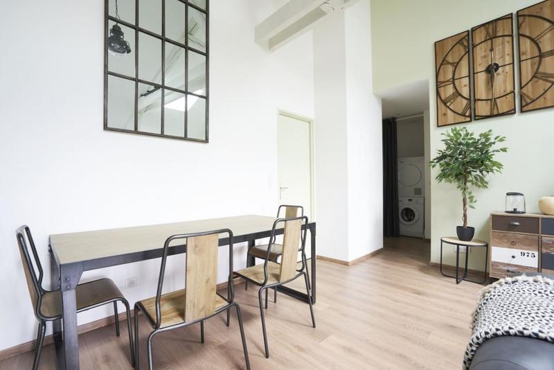 Appartement - 86 m² - 5 pièces