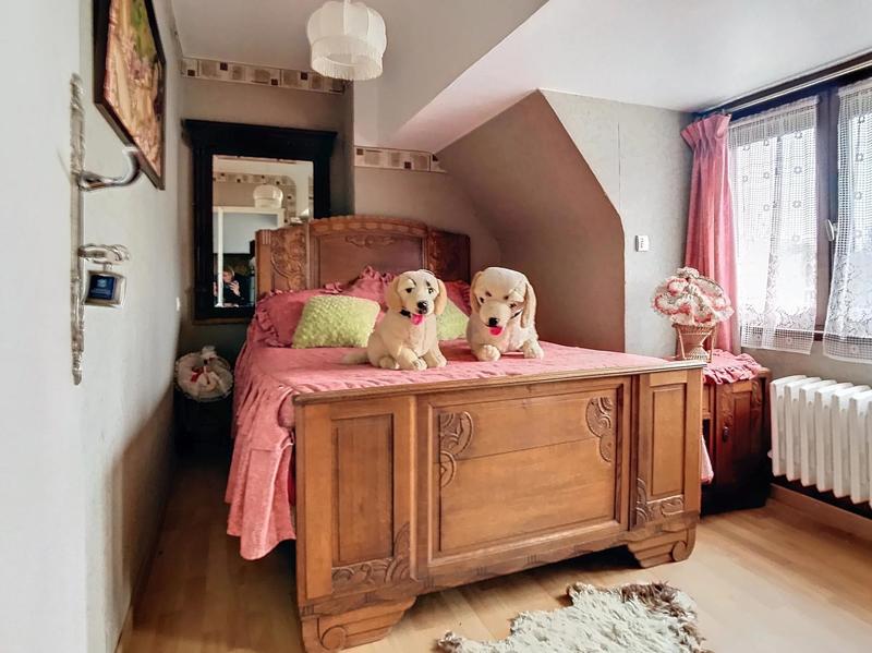 Maison - 165 m² - 8 pièces