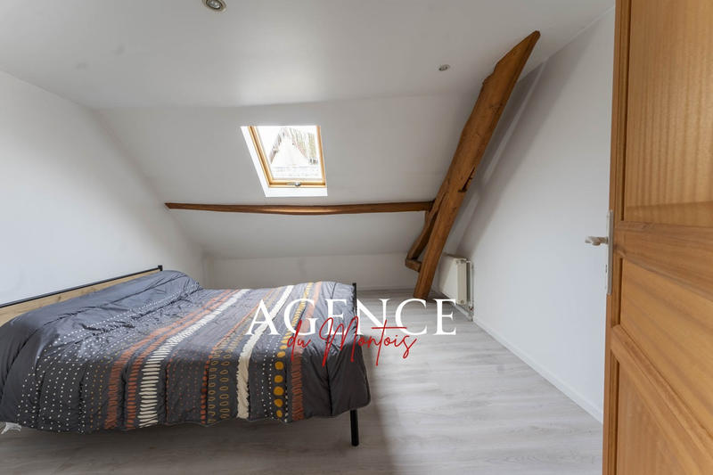 Maison - 251 m² - 5 pièces