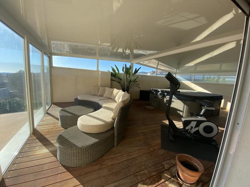 Maison - 170 m² - 5 pièces