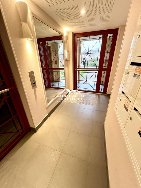 Appartement - 60 m² - 3 pièces