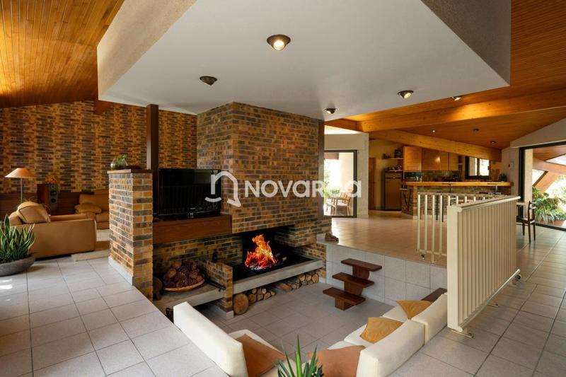 Maison - 163 m² - 5 pièces