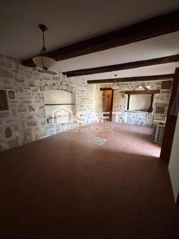 Maison - 280 m² - 7 pièces