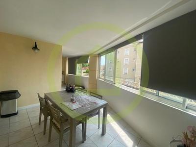 Appartement - 102 m² - 3 pièces