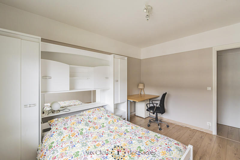 Appartement - 104 m² - 5 pièces