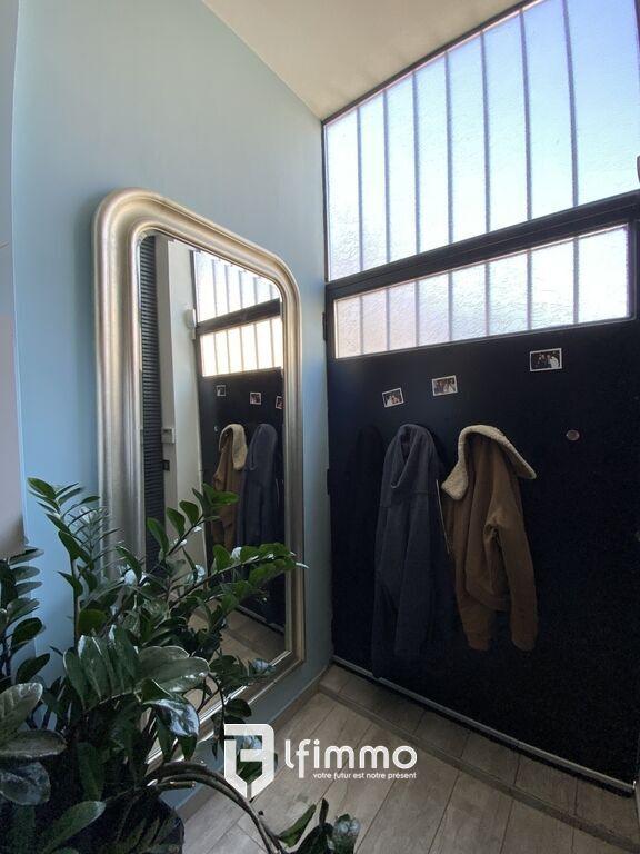 Loft - 240 m² - 7 pièces