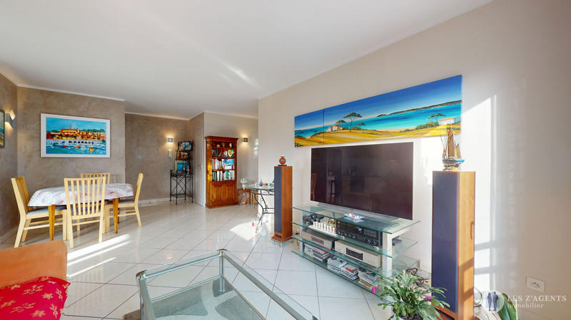 Appartement - 64 m² - 3 pièces