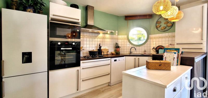 Maison - 161 m² - 10 pièces