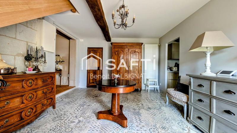 Maison - 302 m² - 7 pièces