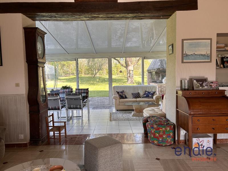 Maison - 182 m² - 6 pièces