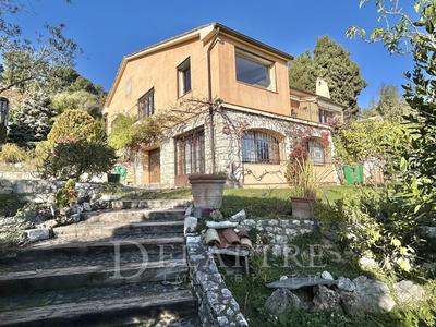 Villa - 172 m² - 8 pièces