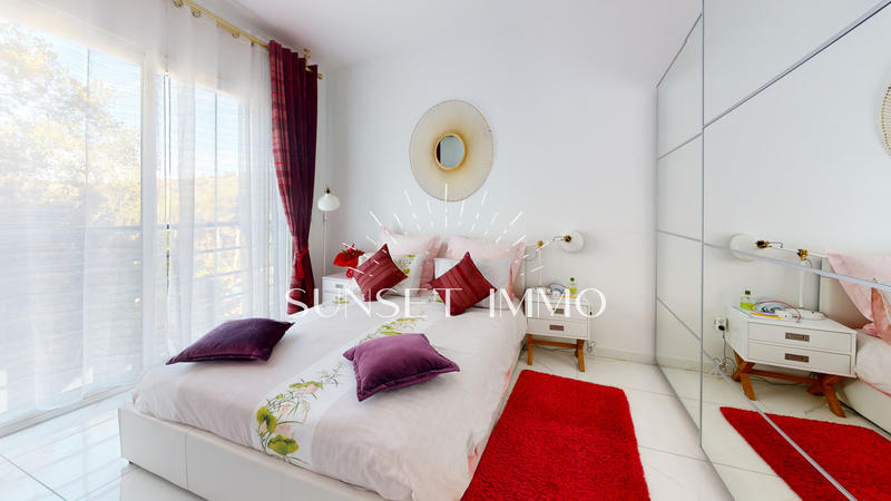 Maison - 500 m² - 10 pièces