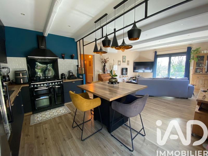 Maison - 183 m² - 6 pièces