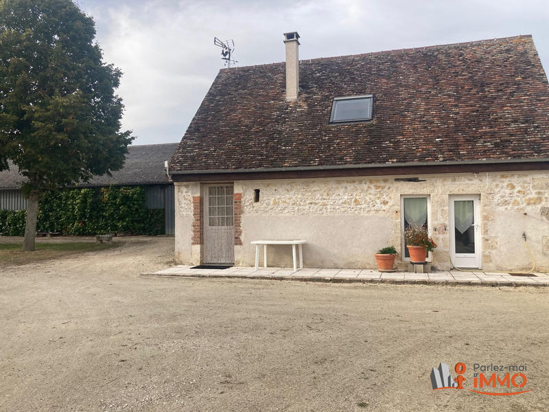 Maison - 335 m² - 12 pièces