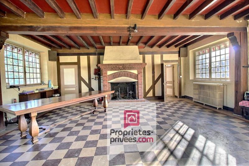 Propriété - 480 m² - 15 pièces