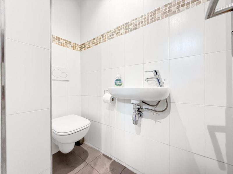 Local commercial - 102 m²