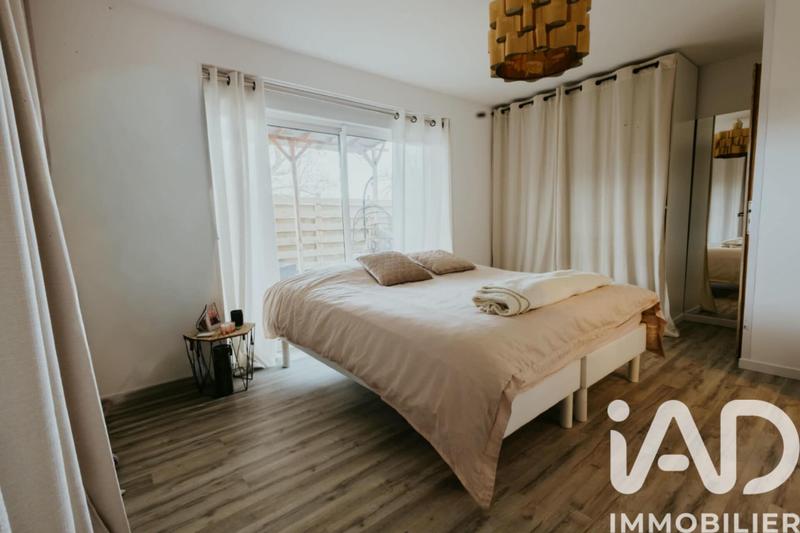 Maison - 210 m² - 9 pièces