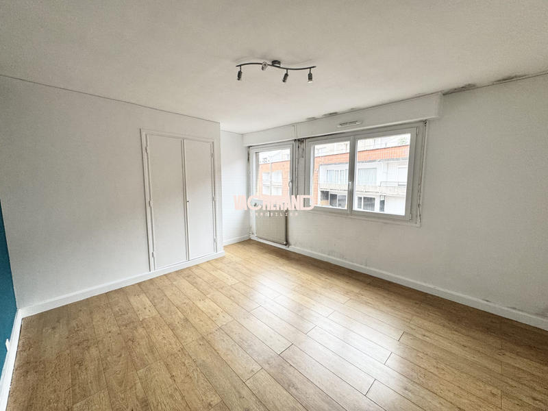 Appartement - 140 m² - 5 pièces