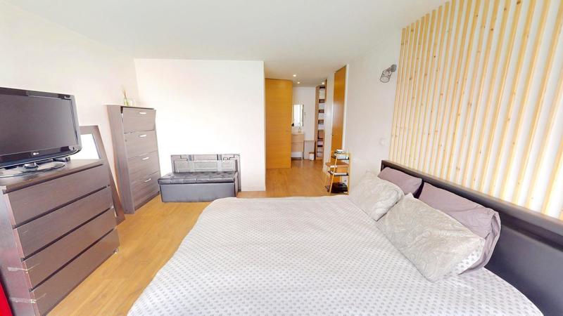 Loft - 67 m² - 3 pièces