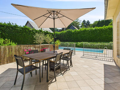 Maison - 230 m² - 7 pièces