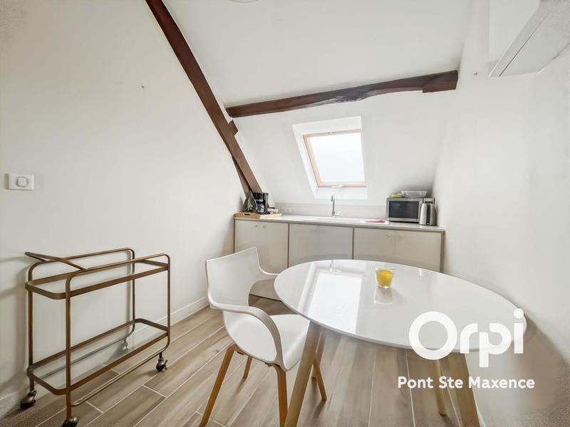 Propriété - 298 m² - 10 pièces