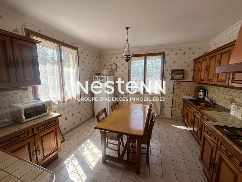 Maison - 142 m² - 8 pièces