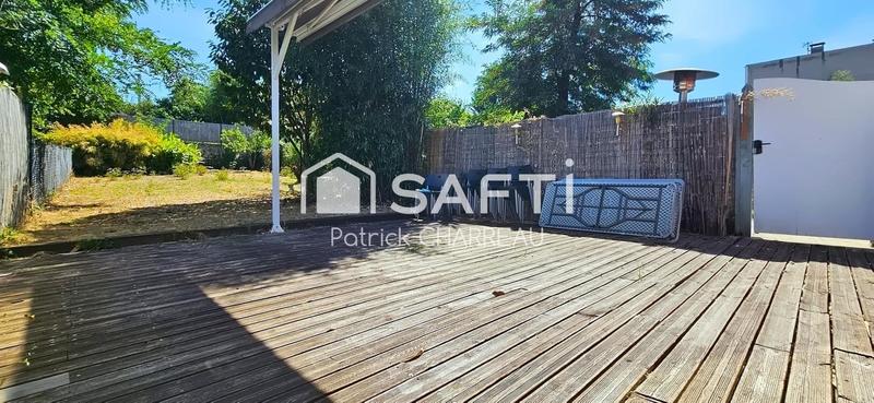 Local commercial - 214 m² - 7 pièces