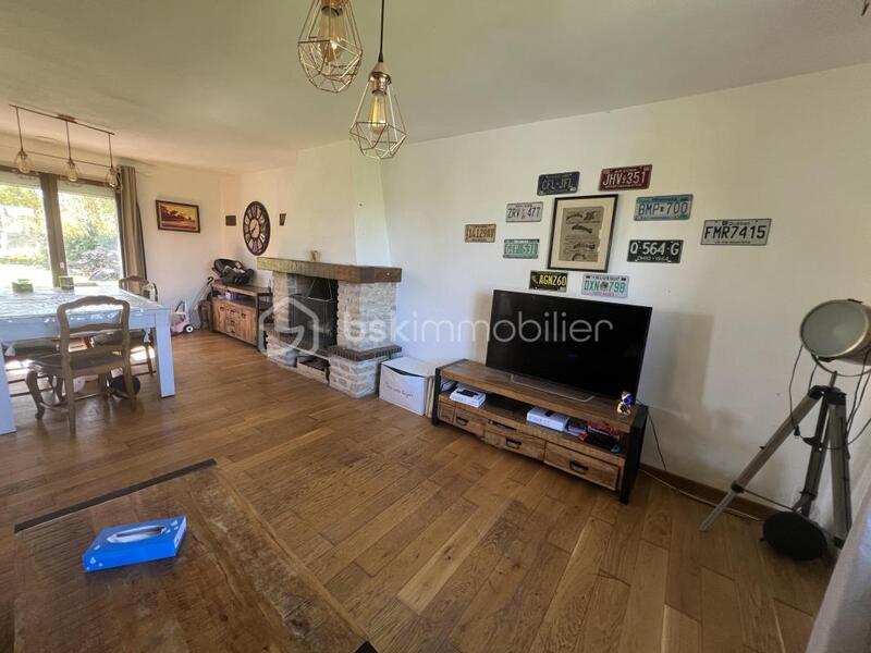 Maison - 121 m² - 5 pièces