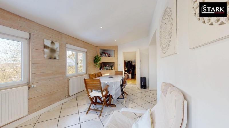 Maison - 170 m² - 6 pièces