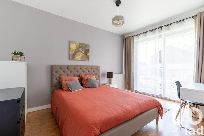 Appartement - 118 m² - 6 pièces