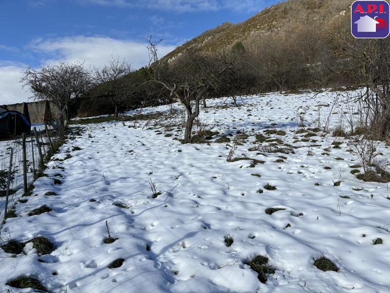 Terrain constructible - 3 120 m²