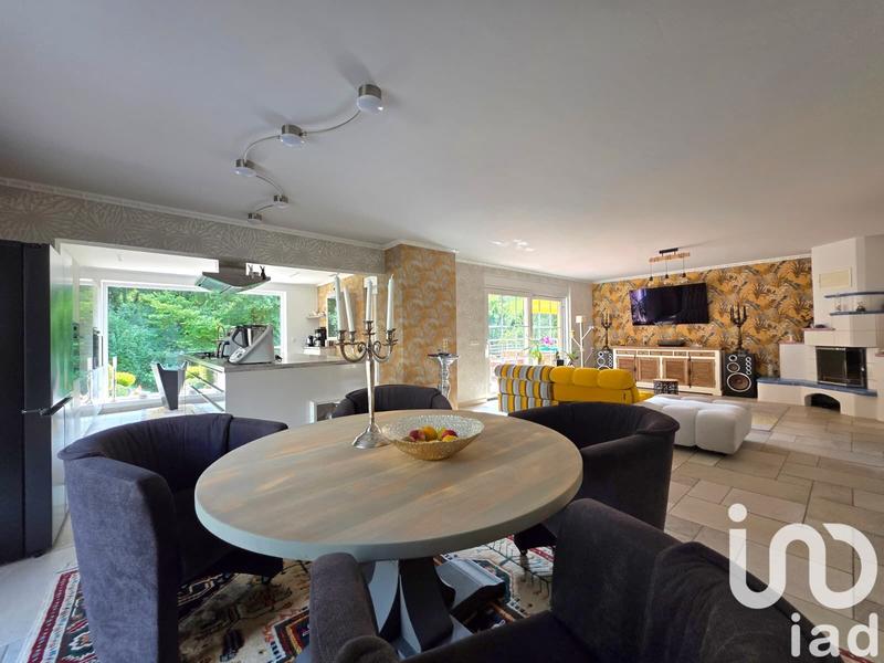 Maison de maîtres - 310 m² - 9 pièces