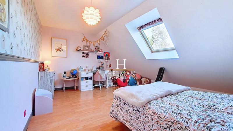 Maison - 161 m² - 6 pièces