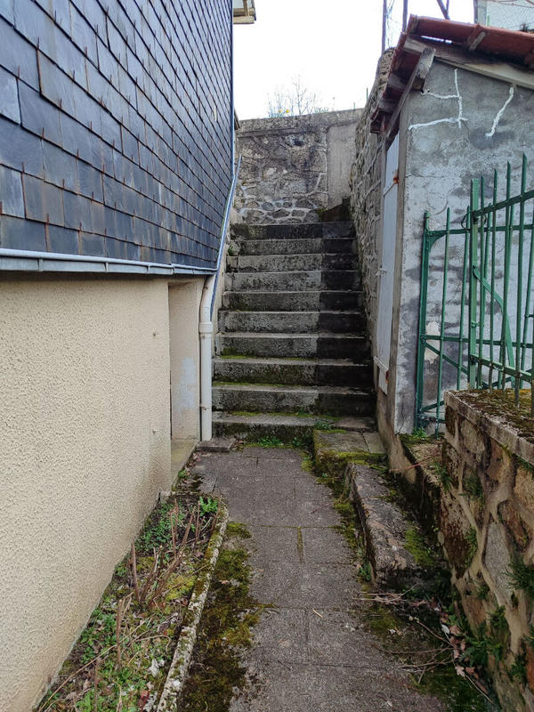 Maison - 80 m² - 4 pièces