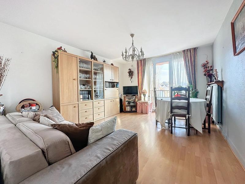 Appartement - 60 m² - 3 pièces