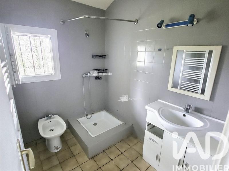 Maison - 260 m² - 12 pièces