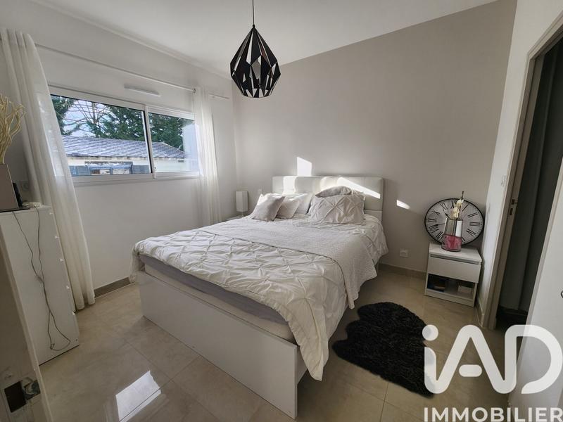 Maison - 200 m² - 8 pièces