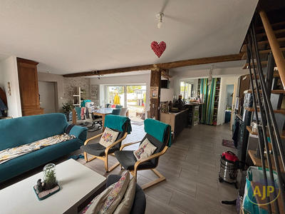 Maison - 100 m² - 4 pièces