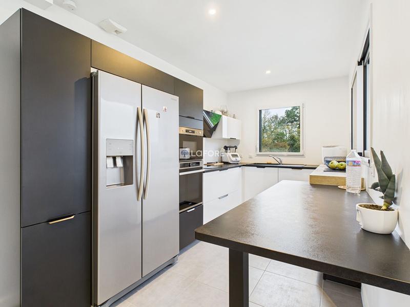 Maison - 115 m² - 6 pièces