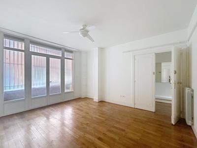 Local d'activité / Entrepôt - 90 m²