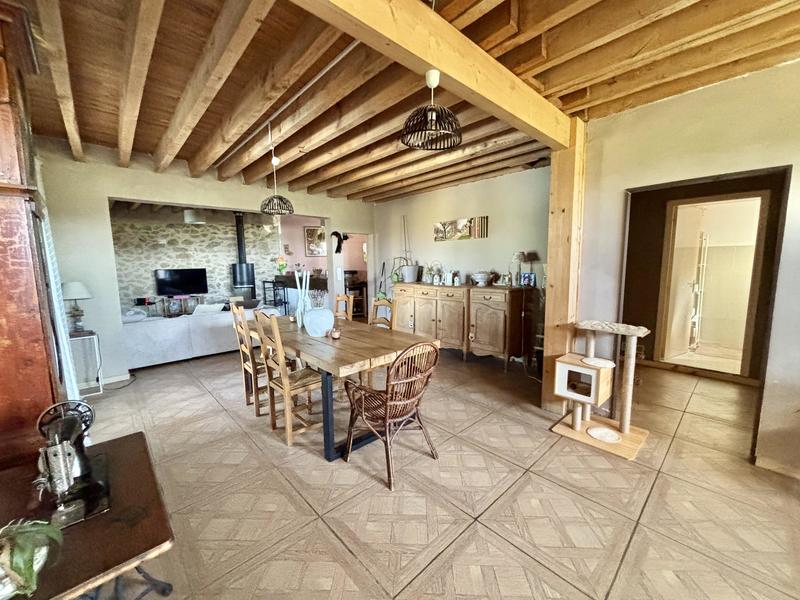 Villa - 160 m² - 6 pièces