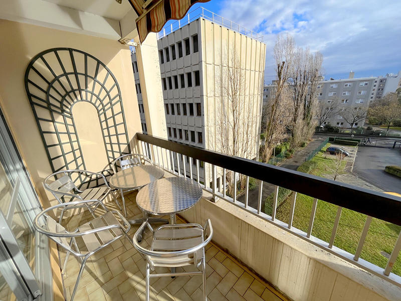 Appartement - 97 m² - 5 pièces