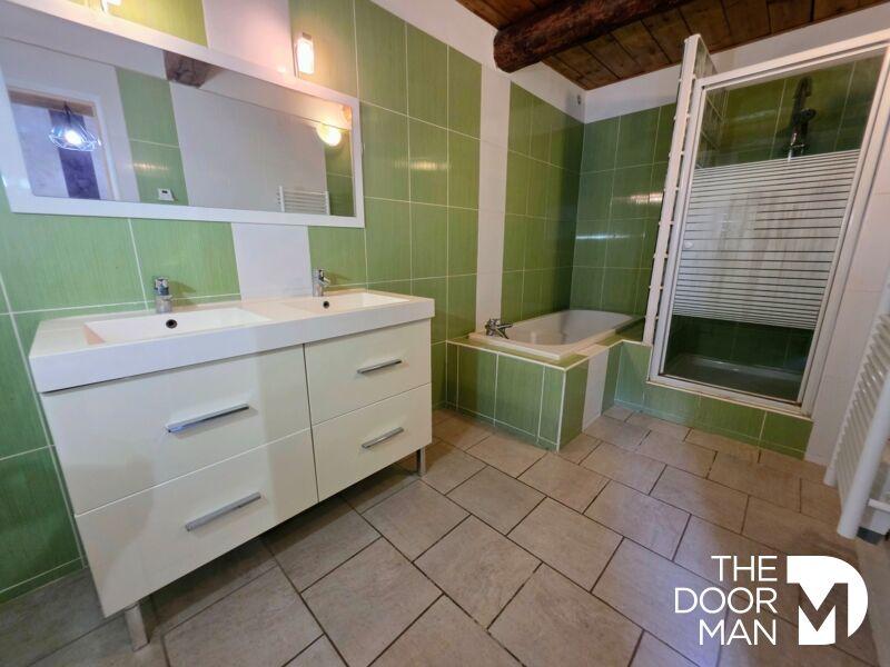 Maison de village - 116 m² - 5 pièces