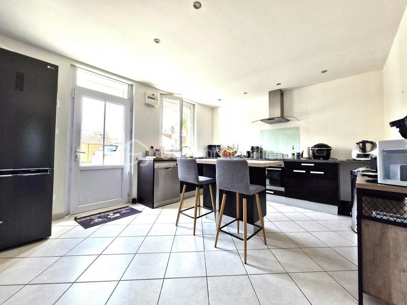 Maison de village - 239 m² - 9 pièces